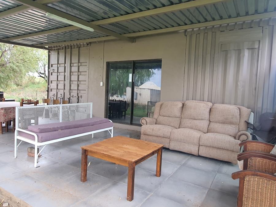 5 Bedroom Property for Sale in Douglas Northern Cape